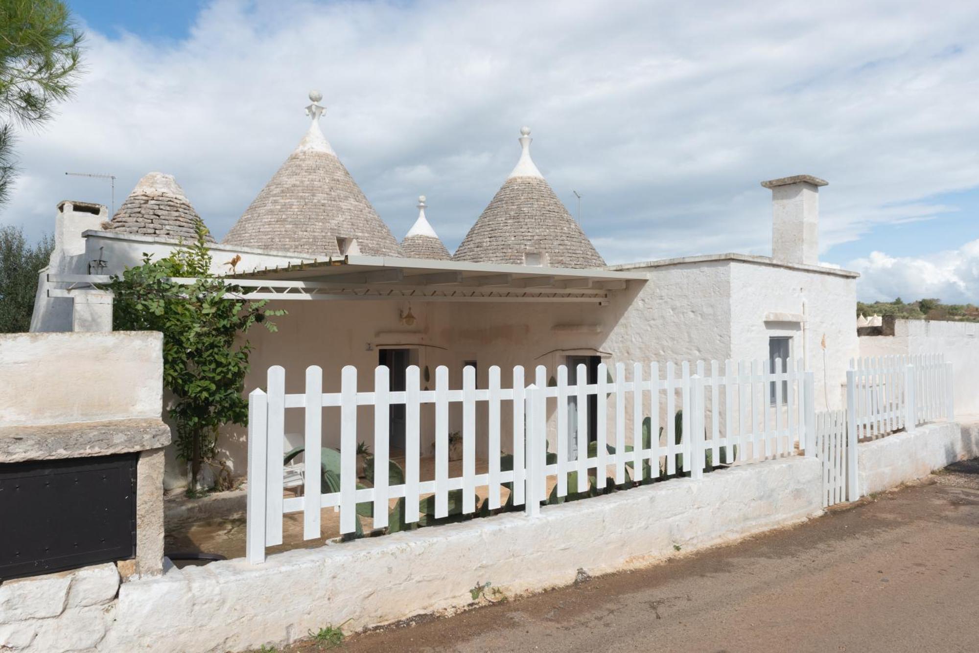 Trullo Da Nonno Marco Villa Cisternino Bagian luar foto